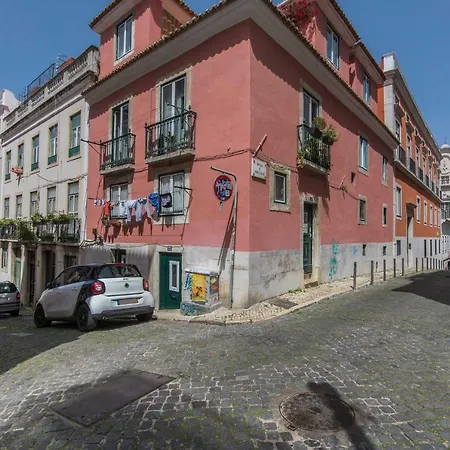 Apartment Lovelystay - Sunny Santa Catarina Ii